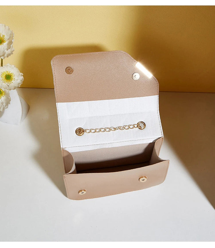 Trendy Embroidered Square Bag  - Diamond Pattern Shoulder Purse with Chain Strap & Magnetic Closure PlatiNum