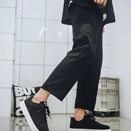1 Pair Sports Casual Skateboarding Shoes Comfortable and Fashionable, With a Snug Upper That Fits the Foot and a Slip-Resistant,
