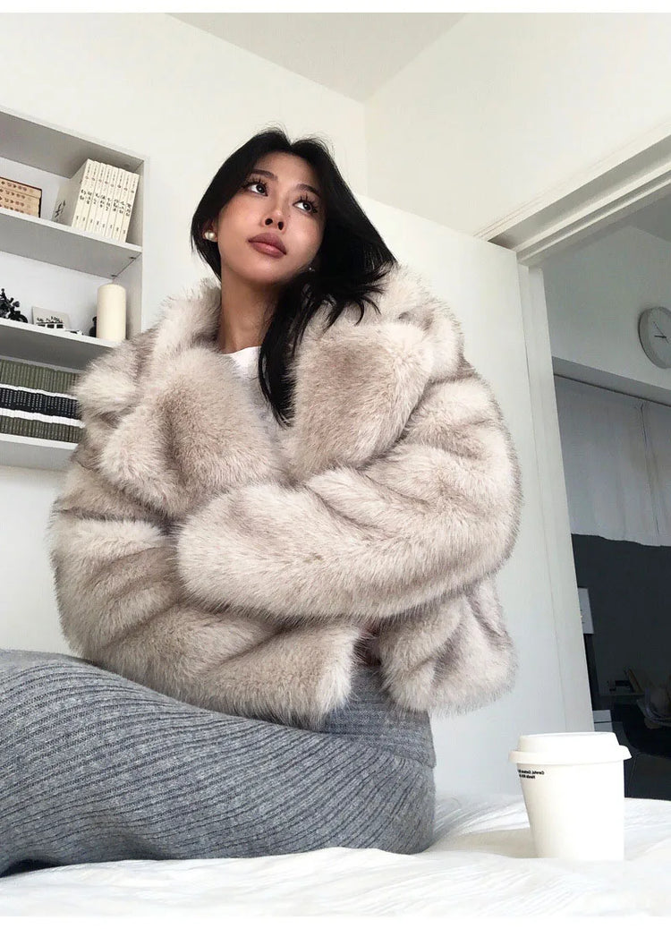 ZADORIN Luxury Designer Gradient Faux Fur Coat Women Jacket Fashion Lapel Cropped Fluffy Coat Winter Clothes Women Outerwears