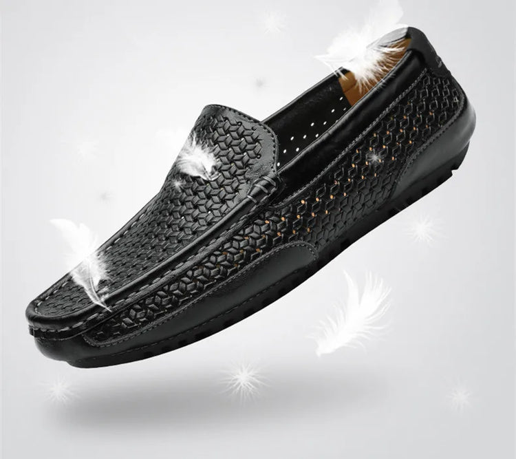 Mocassini da Uomo Estivi 2026 in Vera Pelle di Lusso, Scarpe Casual Traspiranti con Intaglio, Slip-on da Guida