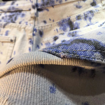 2025 Abiti estivi, Nuovi pantaloncini di jeans con bordo ruvido indossato a vita alta con perforazione a caldo per l'industria pesante, pantaloni caldi da donna