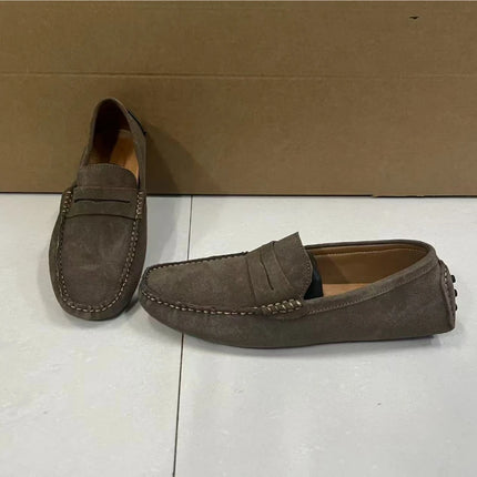 Scarpe casual da uomo fatte a mano Mocassini morbidi Scarpe da guida leggere Moda Slip on Flats Mocassini di alta qualità Scarpe da uomo antiscivolo