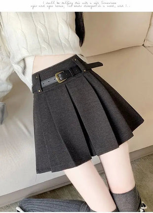 Autumn and Winter 2025 New High-waisted A-line Skirt College Style Sweet Versatile Woolen Pleated Skirt PlatiNum