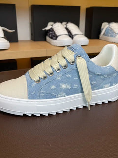 Luxury Fashion Casual Sports Sneakers Comfort Breathable Unisex Trendy Shoes