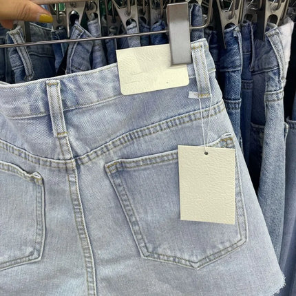 Y2k Pantaloncini di jeans strappati da donna Nuova linea A ampia con bordi sfilacciati per pantaloni corti estivi Pantaloncini di jeans streetwear da donna neri