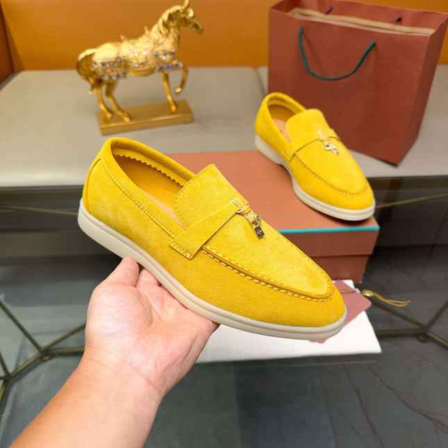 Mocassini da uomo in pelle scamosciata, mocassini classici slip-on con fibbia in metallo, suola morbida antiscivolo, calzature casual leggere per camminare, comode scarpe casual da lavoro per l'ufficio, la guida e l'uso quoti