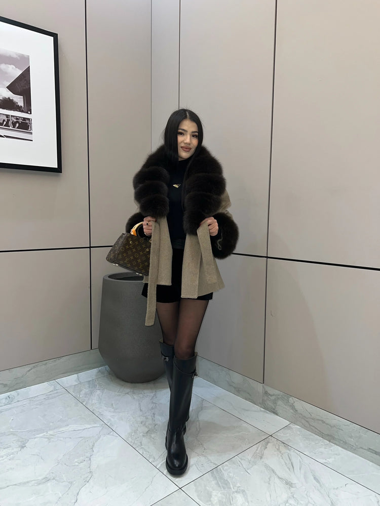 Lady Faux Fur Collar Cuffs Patchwork Short Overcoat  Belted Lace Up Loose Warm Jacket New Winter Daily Street Women's Outerwear