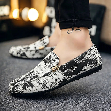 Mocassini stampati alla moda per uomo, scarpe basse estive traspiranti, scarpe casual da uomo, comode scarpe da guida antiscivolo, scarpe slip-on da uomo