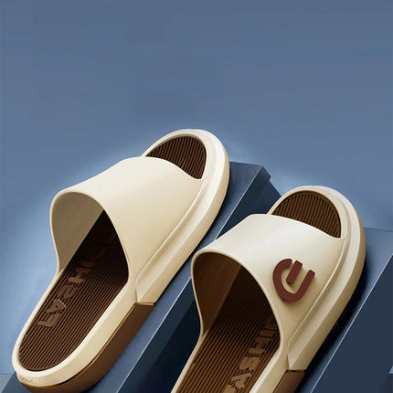 Pantofole da uomo alla moda Suola morbida in PVC Scivoli antiscivolo Infradito da spiaggia casual all'aperto Pantofole da bagno per la casa Nuovo sandalo