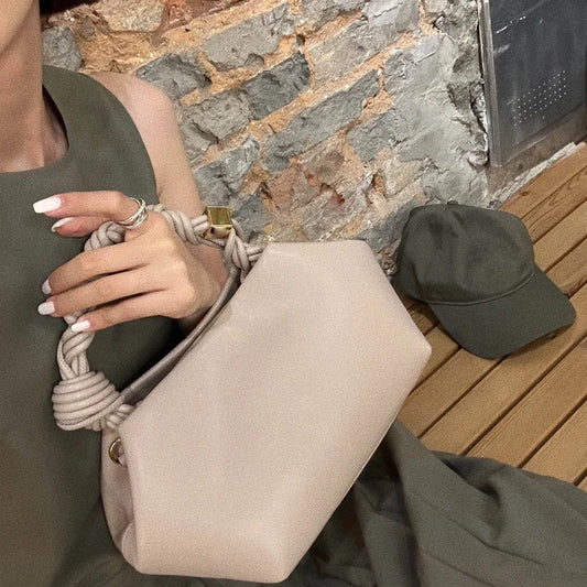 2026 Luxury Designer Small Tote bag Trendy Crossbody Bag Hexagonal Woven Shoulder Handbag for Women with Premium Feel