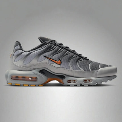 Scarpe da ginnastica Nike Air Max Plus DM0032-037 da uomo, con cuscino d'aria, ad alto rimbalzo, resistenti, per sport all'aria aperta