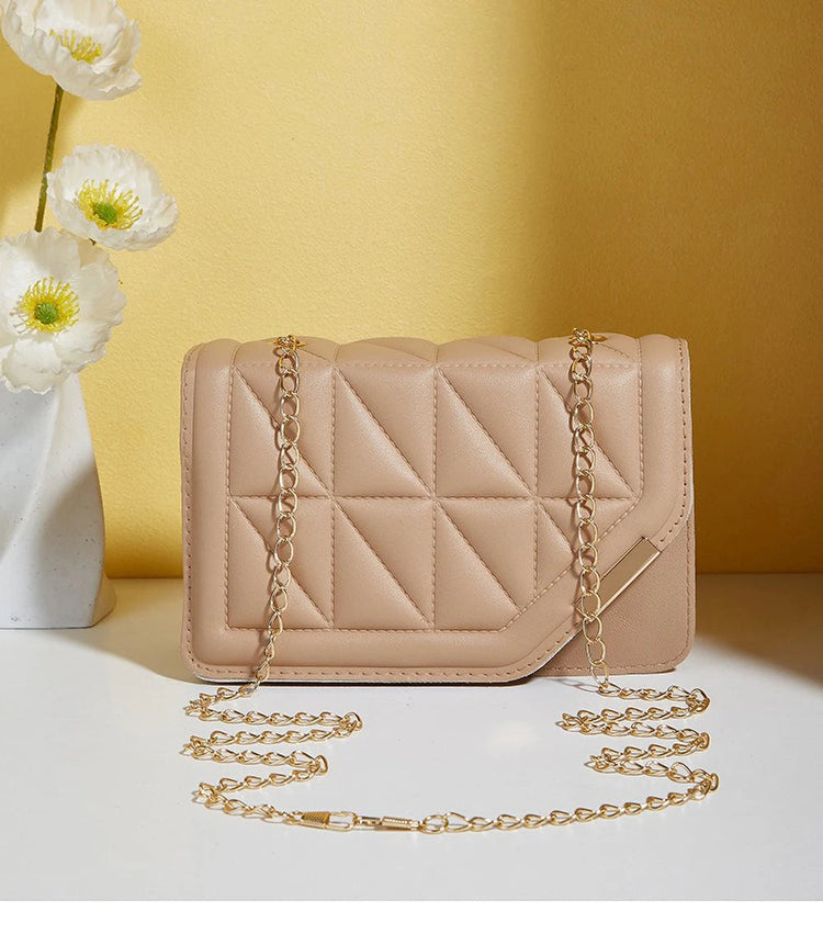 Trendy Embroidered Square Bag  - Diamond Pattern Shoulder Purse with Chain Strap & Magnetic Closure PlatiNum