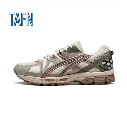 Scarpe stile retrò atletico con suola segmentata antiscivolo, adatte per jogging, attività all'aperto, uscite casual e fitness per adulti.