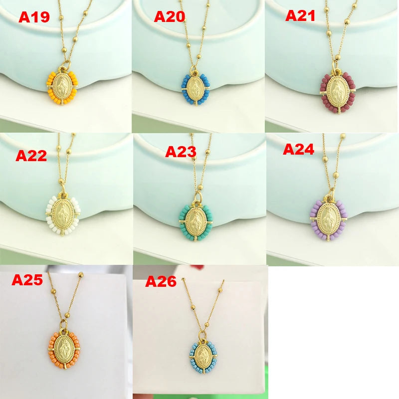 QMHJE Collana con ciondolo Vergine Maria Collana da donna con croce Girocollo Perline Catena in acciaio inossidabile Colore oro Boho Bianco Nero Rosa