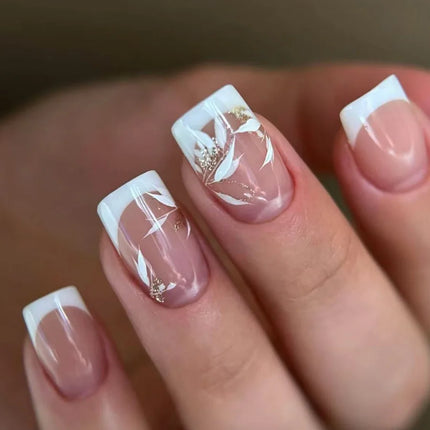 24Pcs Simple Square Head Fake Nail with nude design White Gradient French Press on False Nails Short Full Cover Nail Tips