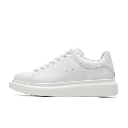 Korean Designer Shoes for Men Casual Breathable Lace-Up Oxfords Shoe Youth White Flats Platform Sneakers Street Style Footwear