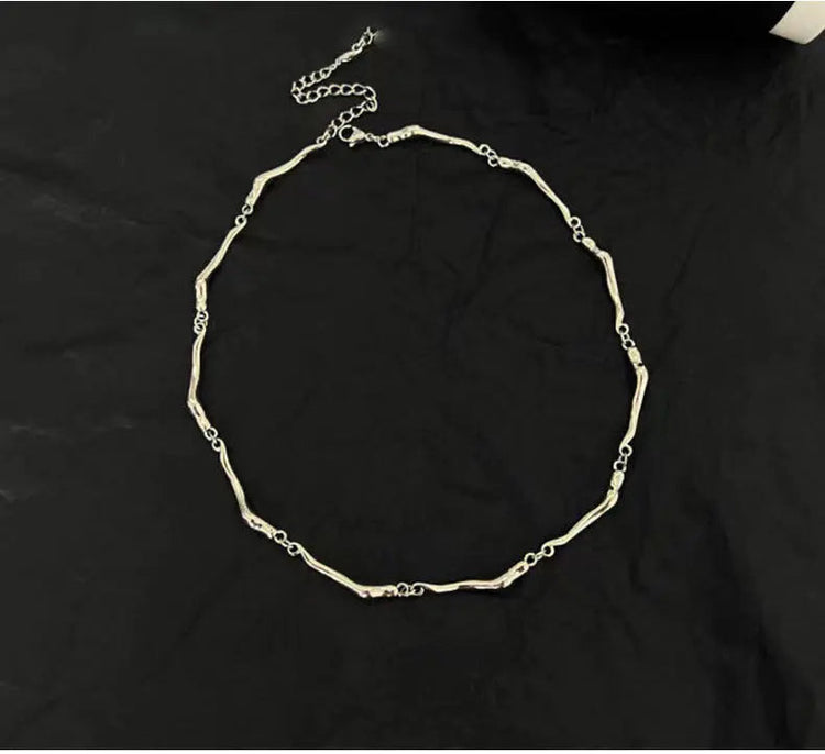 New Irregular Wave Shape Chain Men Necklace Advanced Sense Stainless Steel Figaro Cuban Chain Necklace For Men Women Jewelry
﻿ PlatiNum