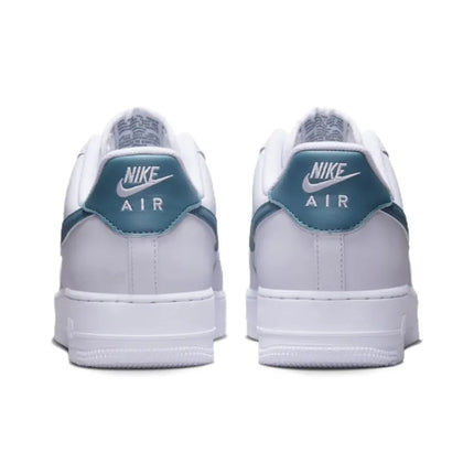 Scarpe da ginnastica classiche unisex Nike Air Force 1 Low, comoda ammortizzazione e costruzione resistente per uno stile versatile FJ4146-114