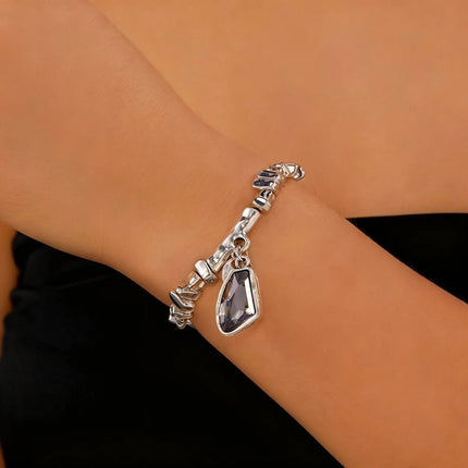 Set di bracciali con collana con pendente in cristallo grigio irregolare semplice barocco Set di gioielli con perline color argento estetico delicato per donna uomo platinumshop