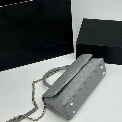 Borsa a tracolla cilindrica in maglia grigia con motivo a rombi, in pelle PU liscia, tracolla multiuso rimovibile, stile minimalista ed elegante.