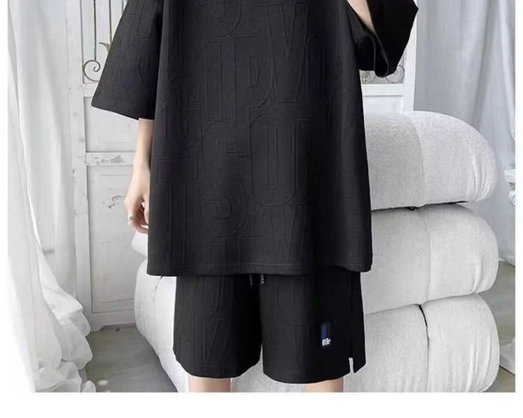Abito di moda maschile bello set con pantaloncini a maniche corte jacquard sportivi casual larghi Set da due pezzi 2025 Primavera ed estate platinumshop