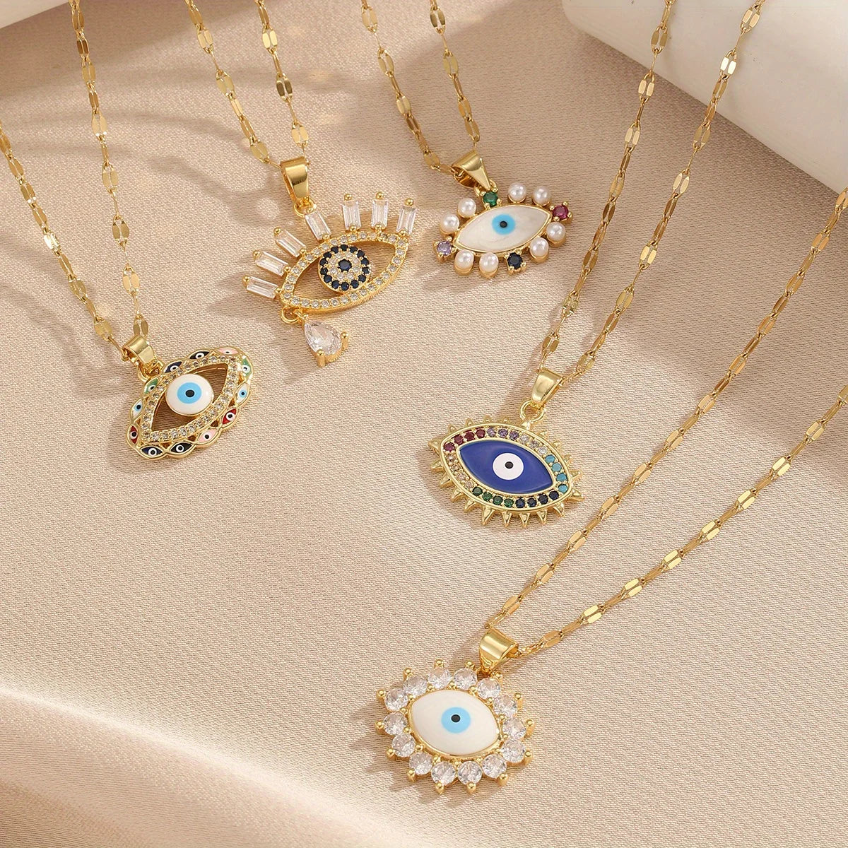 1 pezzo di collana cava con occhio del diavolo con zirconi colorati micro-intarsiati, gioielli eleganti e semplici, regalo per gli amici