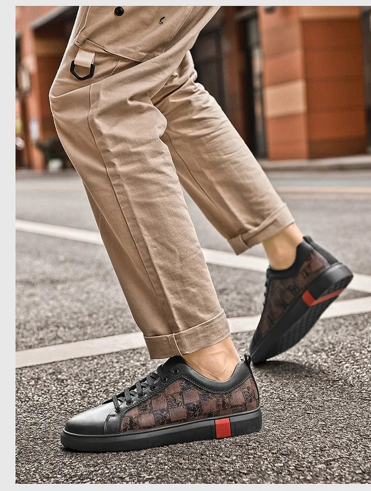 Europe New Shoes for Men Genuine Leather Casual Shoes Cool Black Flat Skateboard Shoes Street Fashion Sneakers