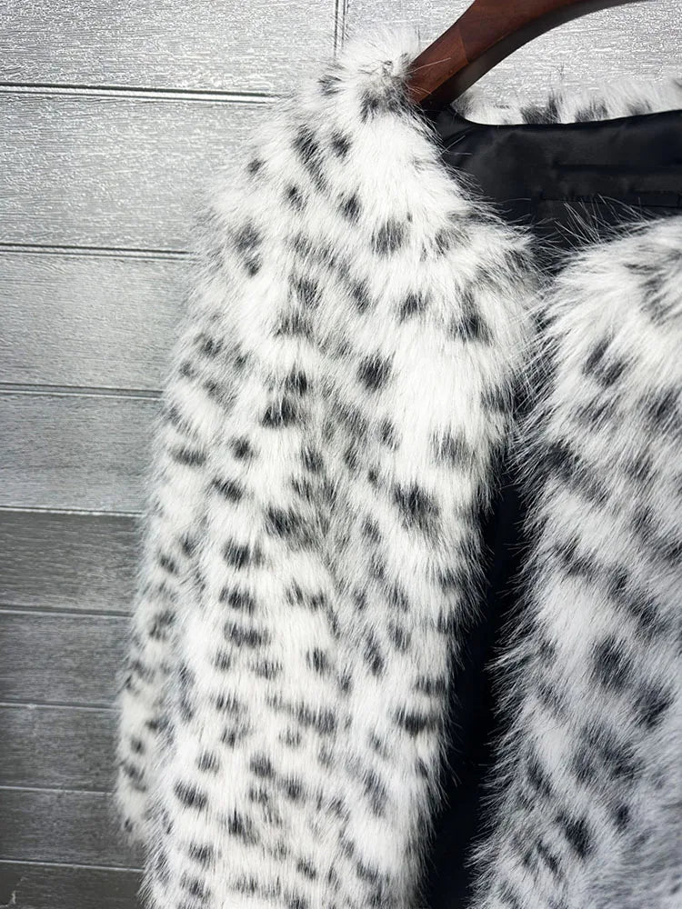 ZADORIN Preppy Style White Leopard Black Dots Faux Fur Coat Women O-Neck Furry Short Faux Fur Jacket Winter Clothes Women 2025