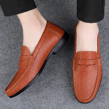 Designer Uomo Scarpe Casual Moda Uomo Scarpe Mocassini da uomo in vera pelle Mocassini Slip on Appartamenti da uomo Scarpe da guida maschili 2022