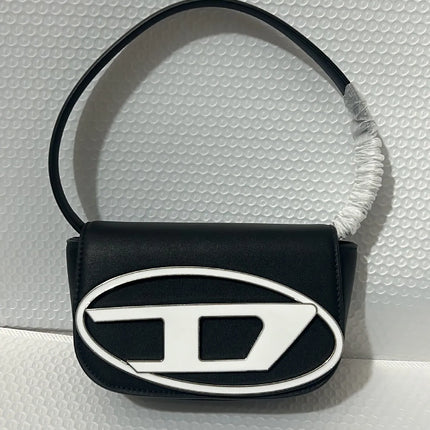 Borsa a Tracolla in Pelle PU Effetto Specchio Argento Lucido con Decorazione Ovale in Rilievo, Tracolla Staccabile, Mini Borsetta Futuristica da Donna