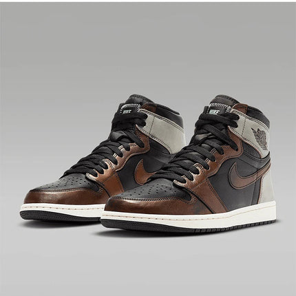 Scarpe da basket alte Nike AIR JORDAN 1 autentiche da uomo 555088-033 platinumshop