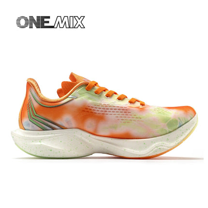 Scarpe da Corsa ONEMIX Marathon con Piastra in Carbonio, Supporto Professionale Stabile, Ammortizzazione, Ultra-leggere e Reattive per Uomo PlatiNum