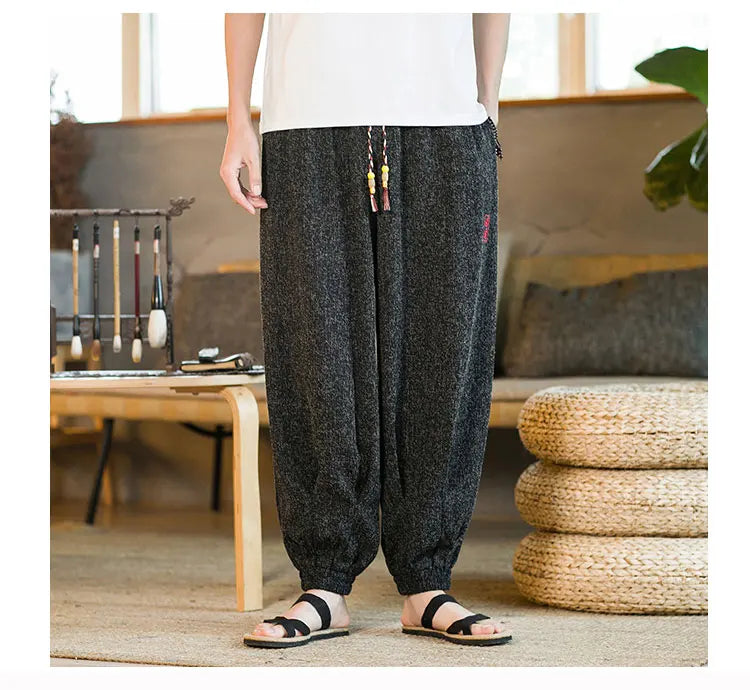 Pantaloni da jogging in seta di ghiaccio da uomo pantaloni casual stile Harajuku cinese da uomo pantaloni sportivi Harlem allentati ricamati streetwear 5XL