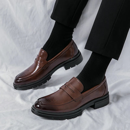 Scarpe Casual con suola spessa di lusso primaverile mocassini Penny neri da uomo scarpe eleganti da ufficio marrone per Mentênis masculino