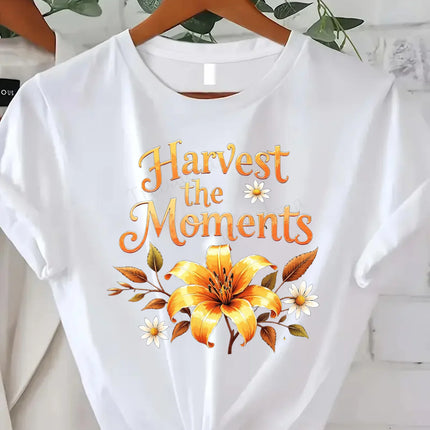 T-shirt confortable pour femme avec imprimé floral Harvest the Moments | T-shirt pour femme inspiré de l'automne