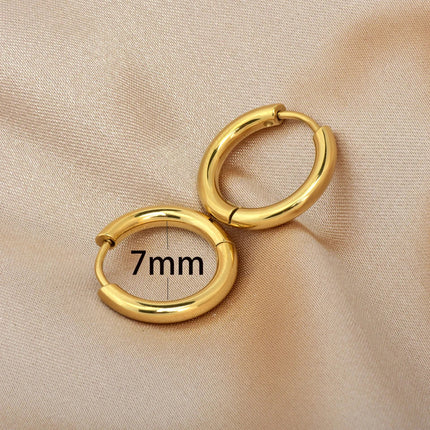 2 pezzi piccoli orecchini a cerchio piccoli Huggie in acciaio inossidabile per le donne cerchio rotondo punk unisex orecchini rock gioielli penetranti della cartilagine PlatiNum