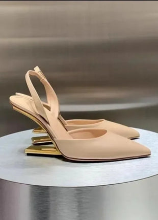 Estate Tacchi strani Scarpe da donna Design tinta unita Scarpe da donna con cinturini posteriori da viaggio Punta a punta Moda Zapatos Para Mujere