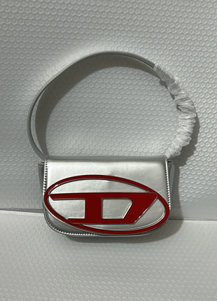 Borsa a Tracolla in Pelle PU Effetto Specchio Argento Lucido con Decorazione Ovale in Rilievo, Tracolla Staccabile, Mini Borsetta Futuristica da Donna