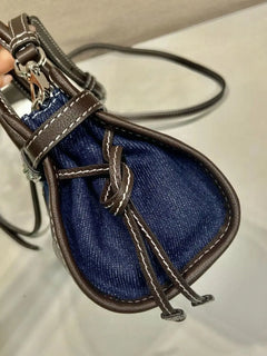Borsa a secchiello mini in denim e pelle con coulisse, mini borsa a mano di lusso multiuso