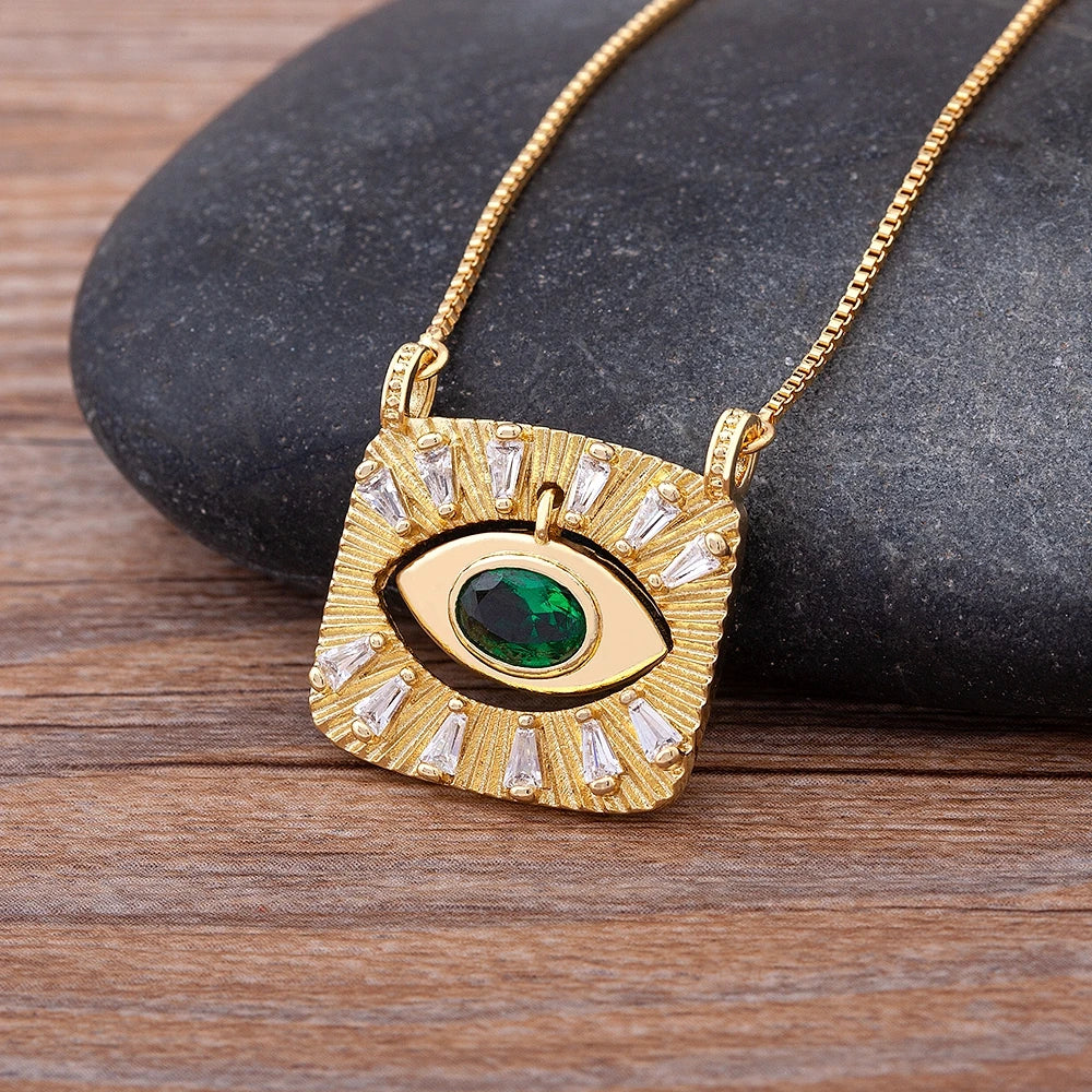 AIBEF Nuovo design creativo Zircone dorato Turco Evil Eye Collana con ciondolo quadrato Collana da donna Hip Hop Street Jewelry Party Regalo fortunato
