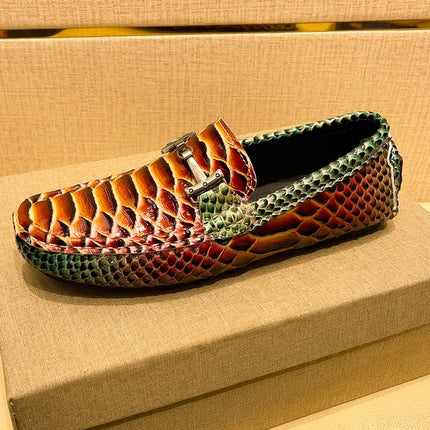 Mocassini firmati per uomo 2026 Nuovi mocassini fatti a mano 39-48 Appartamenti Casual Scarpe in pelle di serpente Mocassini da uomo comodi di lusso Scarpe taglia