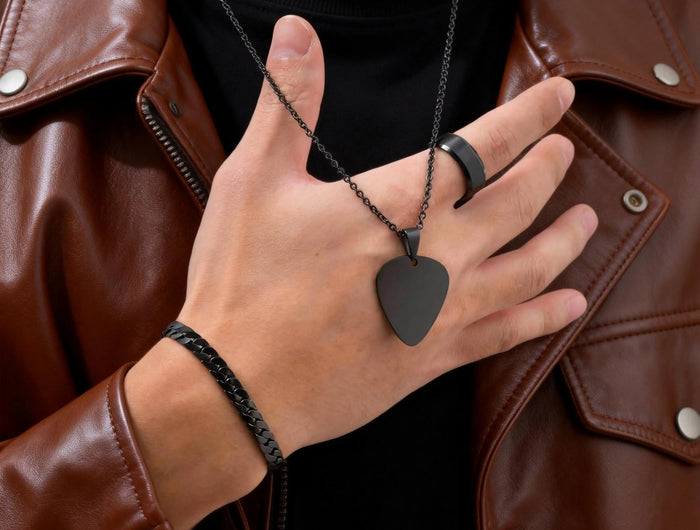 Set di 3 Pezzi: Collana con Ciondolo a Forma di Plettro per Uomo, Bracciale con Catena Cubana Piatta Stile Rock Punk, Set di Gioielli Classici da Uomo, Idea Regalo platinumshop