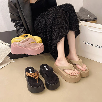 Pantofole da esterno con zeppa Infradito estive da donna con fondo spesso Infradito da spiaggia per il tempo libero a vita alta da esterno in pelle scamosciata