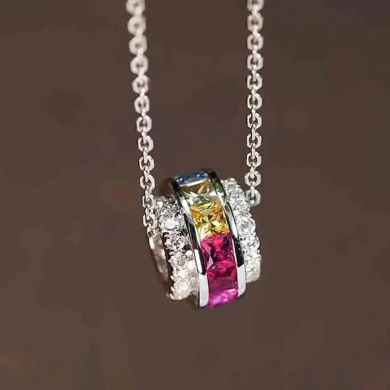 Huitan Collana con ciondolo a forma di cerchio con zirconi colorati irregolari Collana di gioielli da donna alla moda di lusso da indossare ogni giorno