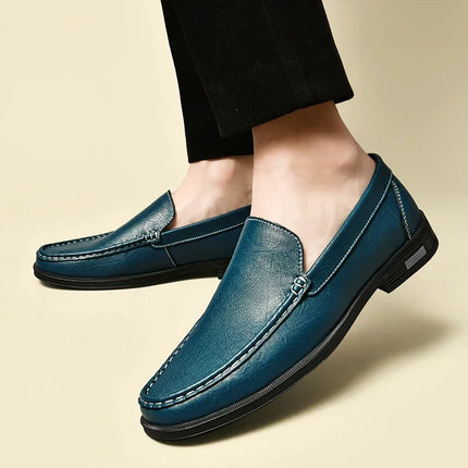 Calzature da uomo in pelle Slip on Office Man Scarpe formali Festa di nozze Scarpe eleganti da uomo Breath Driving Mocassini pigri Mocassini