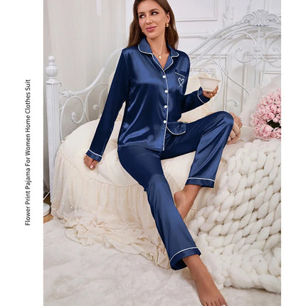 Vestiti per la casa delle donne Pigiama in raso Autunno Tasca a maniche lunghe Ricamo a forma di cuore Top e pantaloni Pigiama Femme Loungewear Pj Set