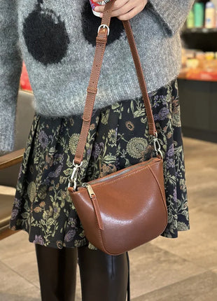 Nuova borsa in vera pelle, versatile borsa a tracolla piccola in pelle di vacchetta di alta qualità per donna