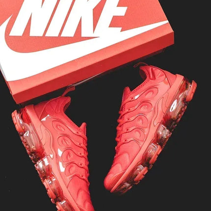 Nike Vapormax Plus TN Classic Red Air Cushion Men's and Women's Running Shoes Comfortable Lightweight Outdoor Sports Sneakers