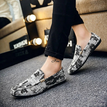 Mocassini stampati alla moda per uomo, scarpe basse estive traspiranti, scarpe casual da uomo, comode scarpe da guida antiscivolo, scarpe slip-on da uomo
