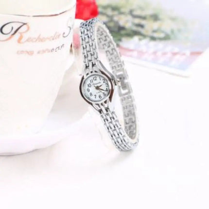 Orologio da polso dorato per donna Orologio da polso da donna di lusso con quadrante piccolo Orologio da donna al quarzo elegante in acciaio Regalo di moda reloj mujer platinumshop